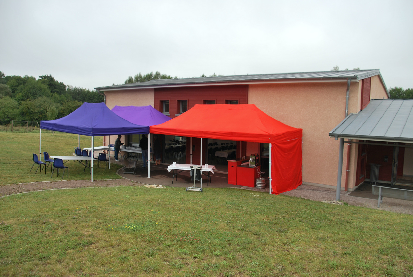 Salle_de_Convivialite_Chapiteaux_3.jpg