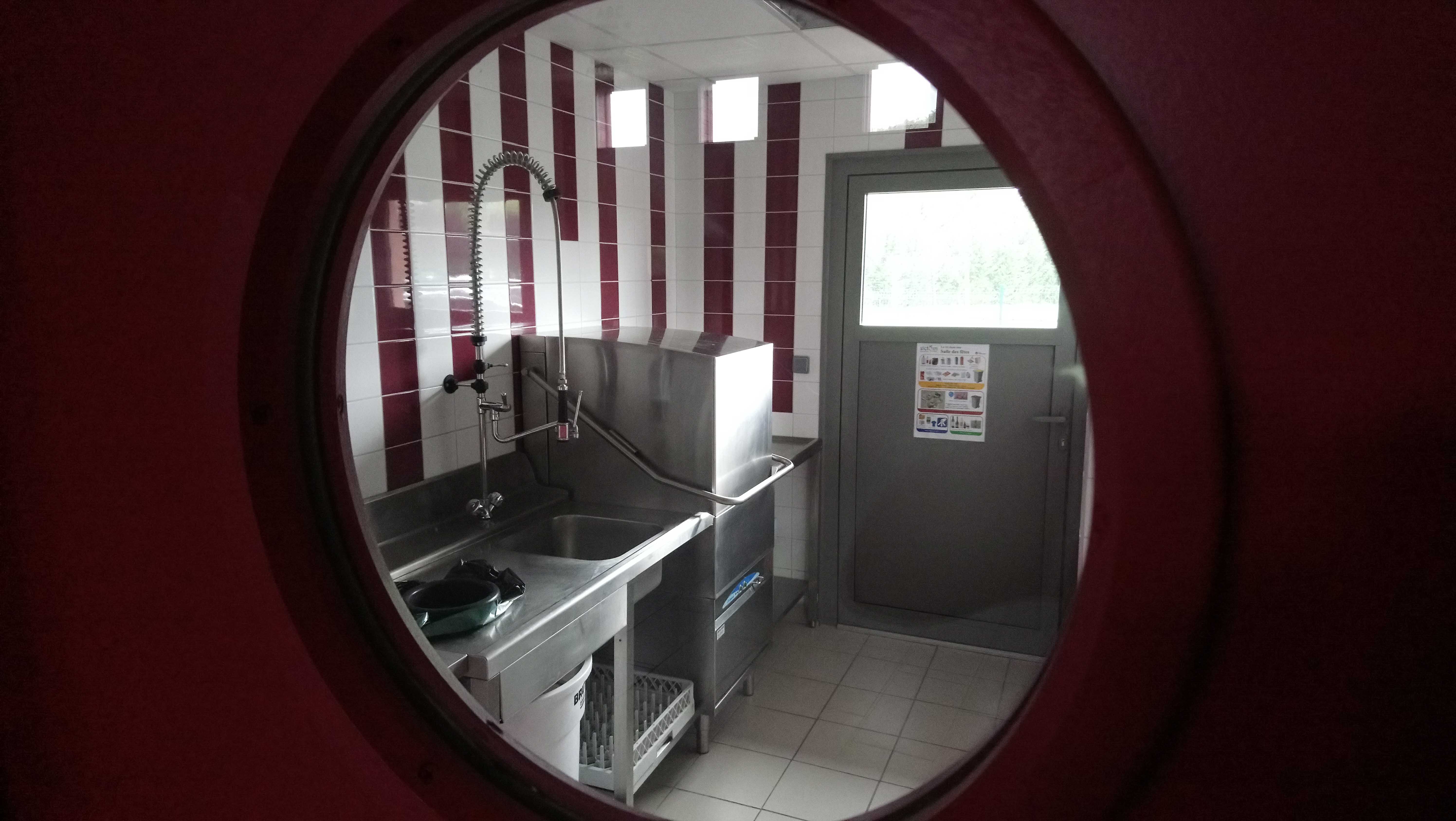 Configuration_salle_de_convivialite_10.jpg