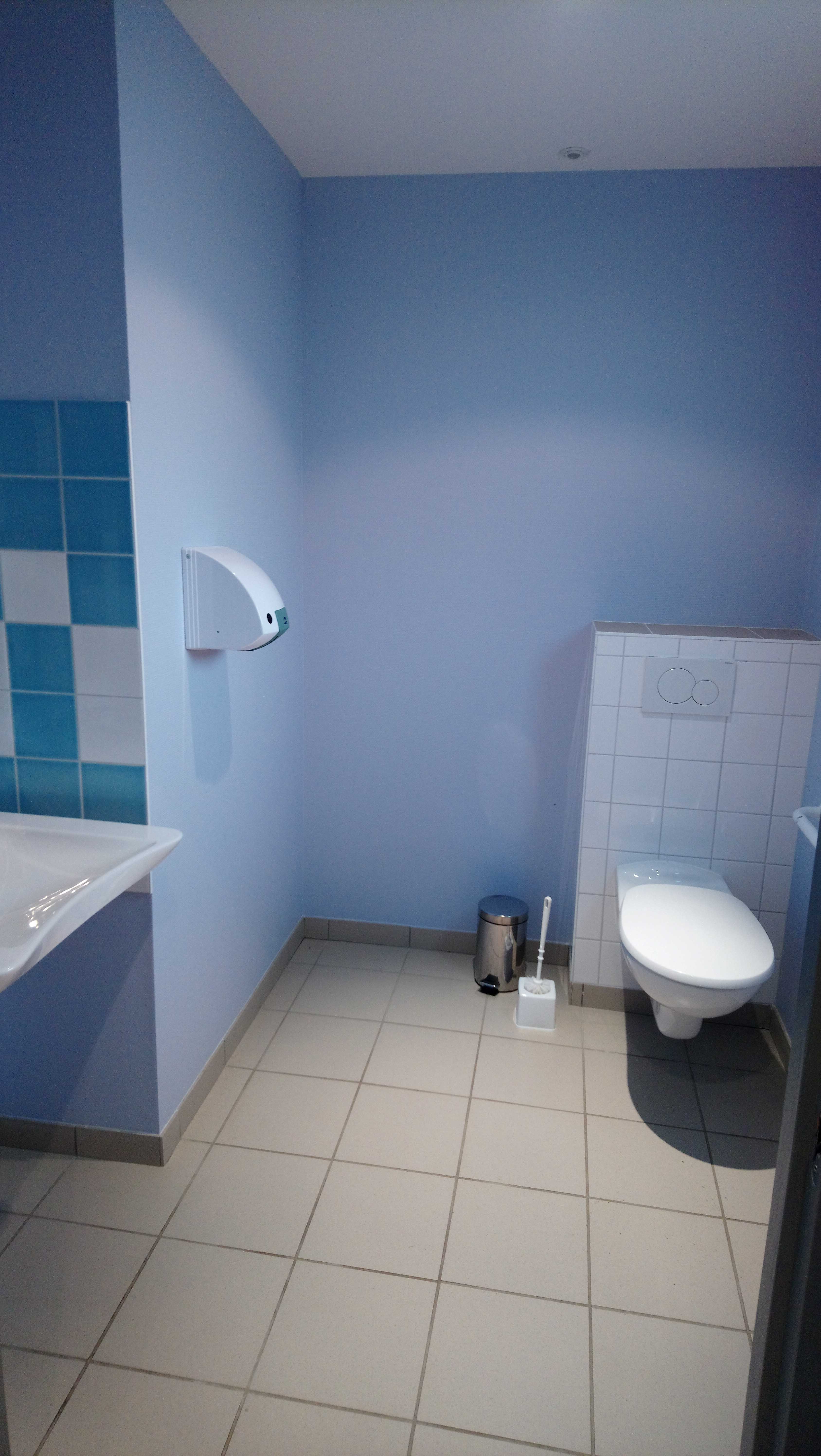 Configuration_salle_de_convivialite_8.jpg