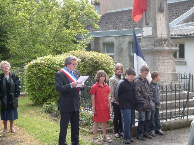 commemoration_du_8_mai_2010_1.jpg