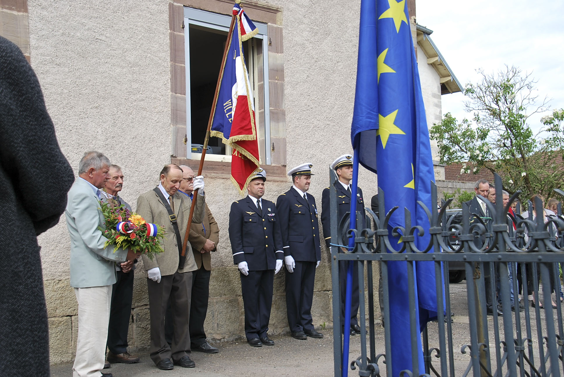 Ceremonie_8_mai_2012_JeF_02.jpg